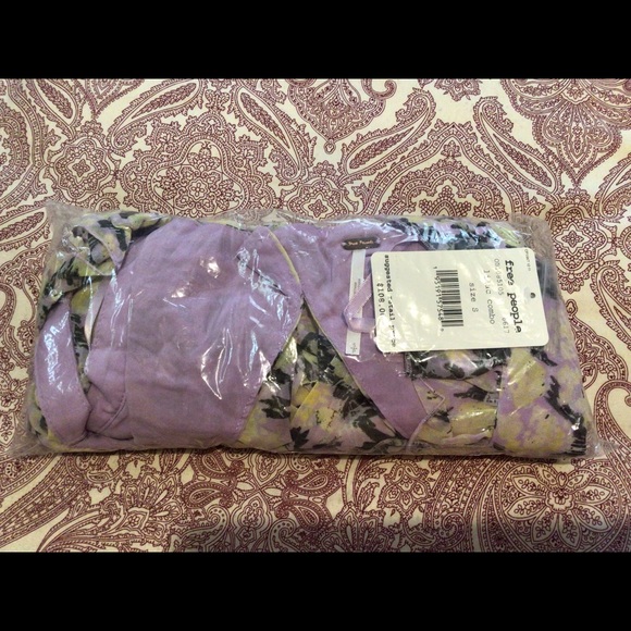 NWT Free People Mabel Printed Blouse - Picture 5 of 7